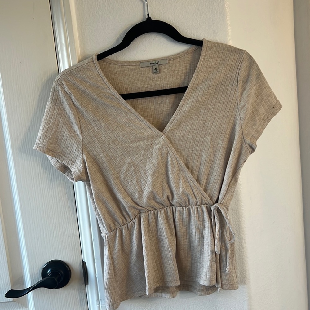 Papaya Blouse size medium